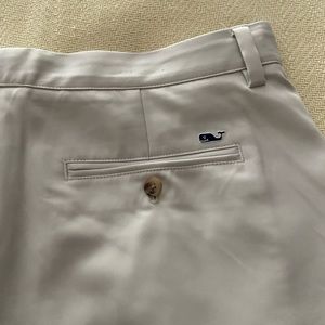 Vineyard vines men’s shorts